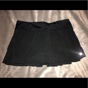 Lululemon black skirt!! Size 8